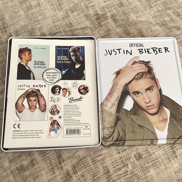 Justin Bieber Official Collectors Tin 3 Books & Posters & Stickers, Centum Fan - Picture 2 of 5
